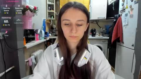 Nika online show from May 2026 05:20:02 PM