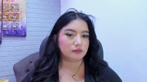   online show from November 2025 12:08:02 PM