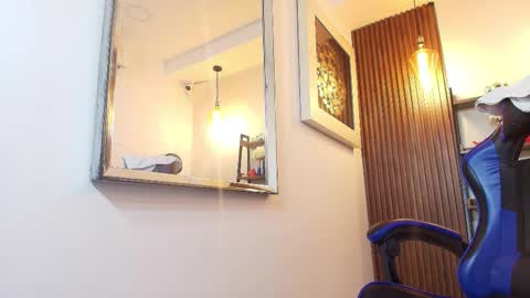 Olivia online show from January 2026 11:05:01 AM