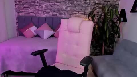 Snapshot of _oliviawilde chatting on January 2025 03:08:01 AM Mariana online show from January 2025 03:08:01 AM