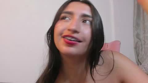 Orquidea  online show from December 2025 02:24:01 PM