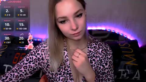 Snapshot of _pando4ka_ chatting on November 2025 07:36:02 AM pando4ka online show from November 2025 07:36:02 AM