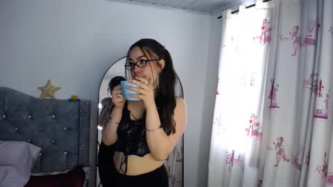 Paris online show from November 2025 02:30:01 PM