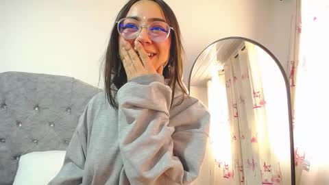 Paris online show from January 2026 05:27:02 PM