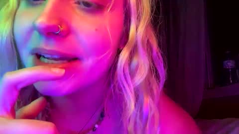 _peaceoutgirlscout_ online show from September 2025 08:50:02 AM