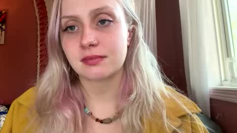 _peaceoutgirlscout_ online show from October 2025 05:30:02 PM