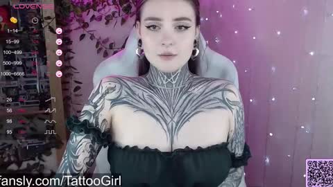 _peni_wise_ online show from February 2025 04:56:02 PM