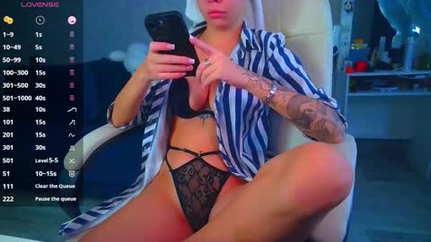 Snapshot of _pink__rabbit_ chatting on November 2025 05:31:02 AM Ilona online show from November 2025 05:31:02 AM