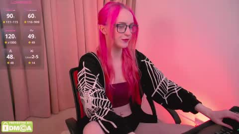 Maisie online show from April 2026 05:26:02 AM