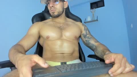 Poseidon online show from February 2025 07:36:02 AM