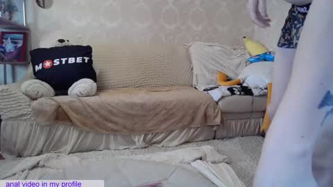 Snapshot of _pretty_fox_ chatting on January 2025 08:06:02 AM _pretty_fox_ online show from January 2025 08:06:02 AM