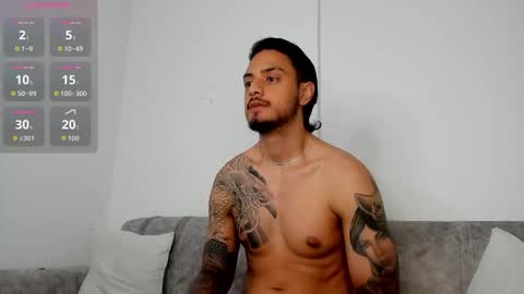 Snapshot of _ragnark_1999 chatting on November 2025 11:42:01 AM ragnark online show from November 2025 11:42:01 AM