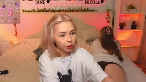 Merlizz Eva Jane Mila Nicole  left to right  online show from June 2026 02:24:02 AM