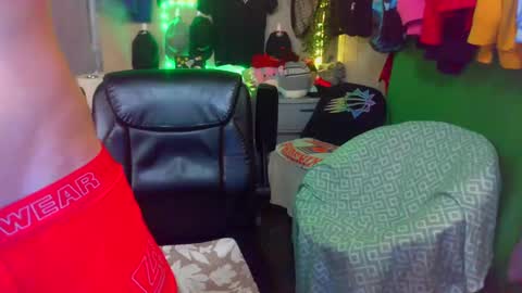 Snapshot of _redxxx chatting on December 2024 07:41:02 PM REDxxx online show from December 2024 07:41:02 PM