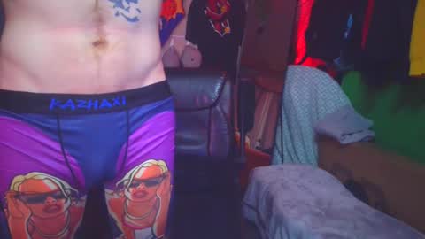 Snapshot of _redxxx chatting on January 2025 08:22:01 AM REDxxx online show from January 2025 08:22:01 AM