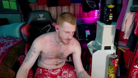 Snapshot of _redxxx chatting on October 2025 05:26:02 PM REDxxx online show from October 2025 05:26:02 PM