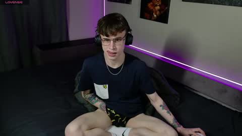 Reisy online show from May 2026 06:24:02 PM