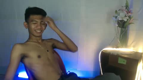 Snapshot of _rellvanxx chatting on March 2025 07:06:02 PM _rellvanxx online show from March 2025 07:06:02 PM