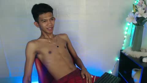 Snapshot of _rellvanxx chatting on March 2025 11:01:02 AM _rellvanxx online show from March 2025 11:01:02 AM