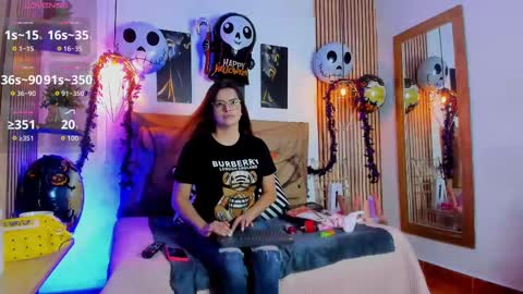 SAMANTHA FOX online show from October 2025 11:31:01 AM