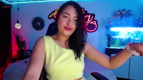 Snapshot of _santalove_ chatting on January 2025 07:28:01 PM SantaLove online show from January 2025 07:28:01 PM