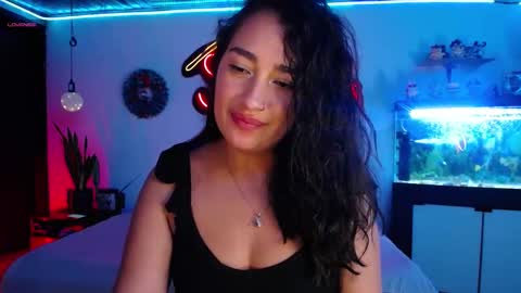 Snapshot of _santalove_ chatting on January 2025 01:32:01 AM SantaLove online show from January 2025 01:32:01 AM