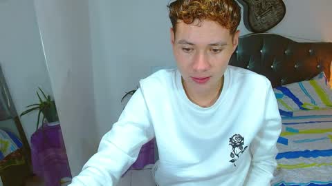 santi online show from April 2026 12:19:02 AM