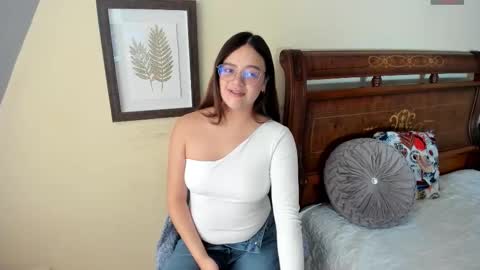 Sarah online show from November 2025 02:16:01 PM