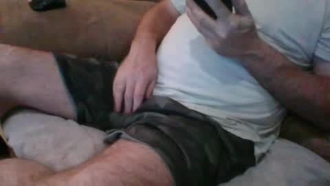 Snapshot of _scream4me chatting on April 2026 05:25:02 AM _scream4me online show from April 2026 05:25:02 AM