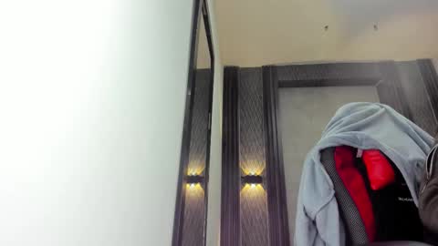 Selene online show from March 2026 12:25:02 AM