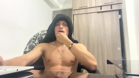 Juan Pablo-independent model online show from February 2025 03:15:01 AM