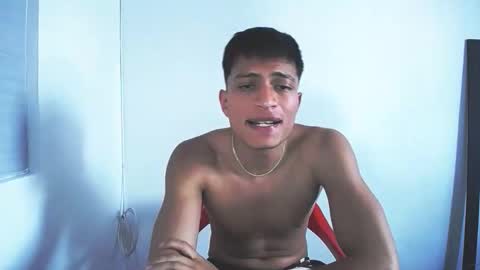 Juan Pablo-independent model online show from December 2025 09:12:02 PM