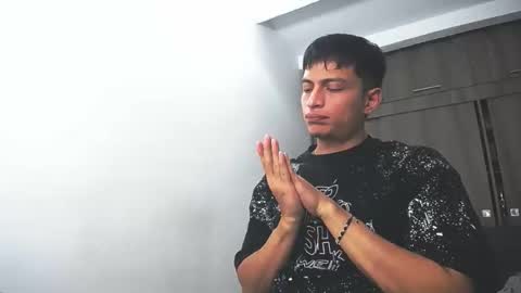 Juan Pablo-independent model online show from February 2026 07:51:01 AM