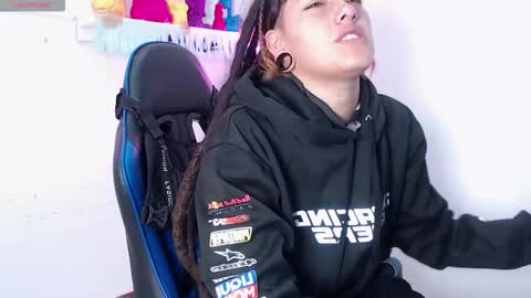 _sharlotte777 online show from November 2025 02:29:02 PM