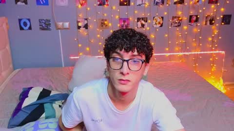 NATHANPVT IS OPEN online show from January 2025 05:13:02 PM