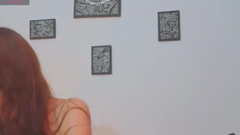 _silvia_vega_ online show from April 2026 10:08:01 AM
