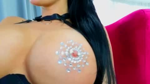 Jessy online show from November 2025 09:07:02 AM