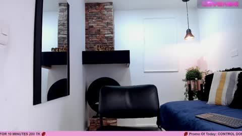 Snapshot of _sofia_cruz chatting on March 2025 11:29:01 AM 640 200 online show from March 2025 11:29:01 AM