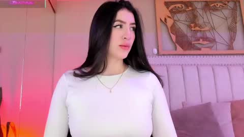 Snapshot of _sofia_cruz chatting on October 2025 11:52:01 AM 640 200 online show from October 2025 11:52:01 AM