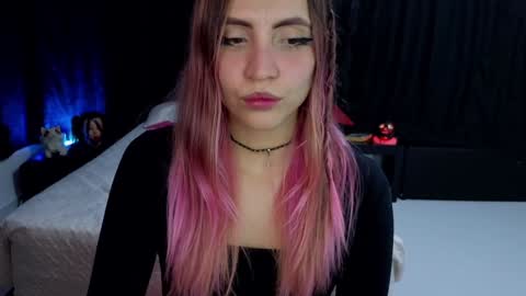 Sofia online show from December 2024 01:40:01 AM