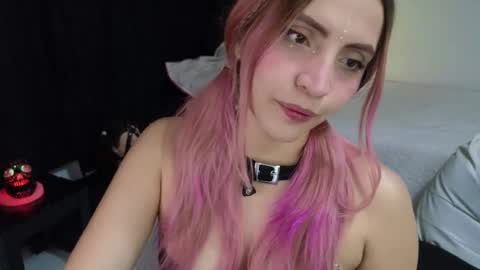 Sofia online show from March 2025 02:41:02 AM