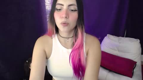 Sofia online show from February 2026 07:36:02 PM