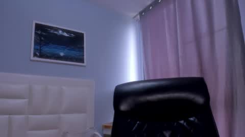 Snapshot of _sophiewilson chatting on March 2025 07:43:02 PM sophie online show from March 2025 07:43:02 PM
