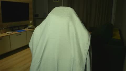 OLIVERpvt is open online show from December 2025 04:07:01 AM