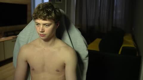 OLIVERpvt is open online show from February 2026 12:04:02 PM