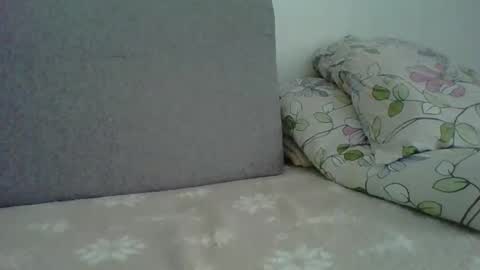 Melisa online show from October 2025 10:49:01 AM