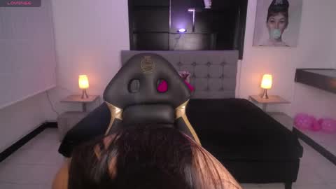 _sweet_lia_ online show from June 2026 08:00:01 PM
