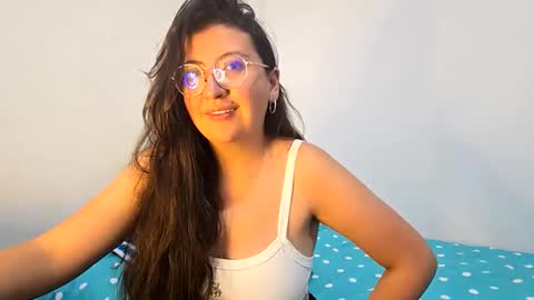 _sweet_melodyy online show from May 2026 05:21:02 PM