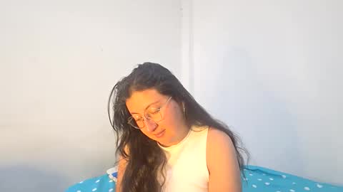 _sweet_melodyy online show from June 2026 09:05:02 PM