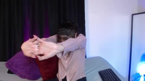 Snapshot of _tattoo_couple chatting on February 2025 01:22:01 PM online show from February 2025 01:22:01 PM